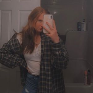 Meet your Posher, Avery